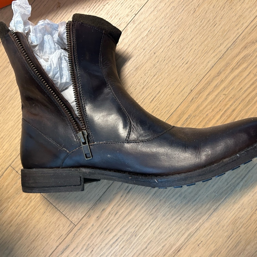 Men Boot/ Levi's - image 3